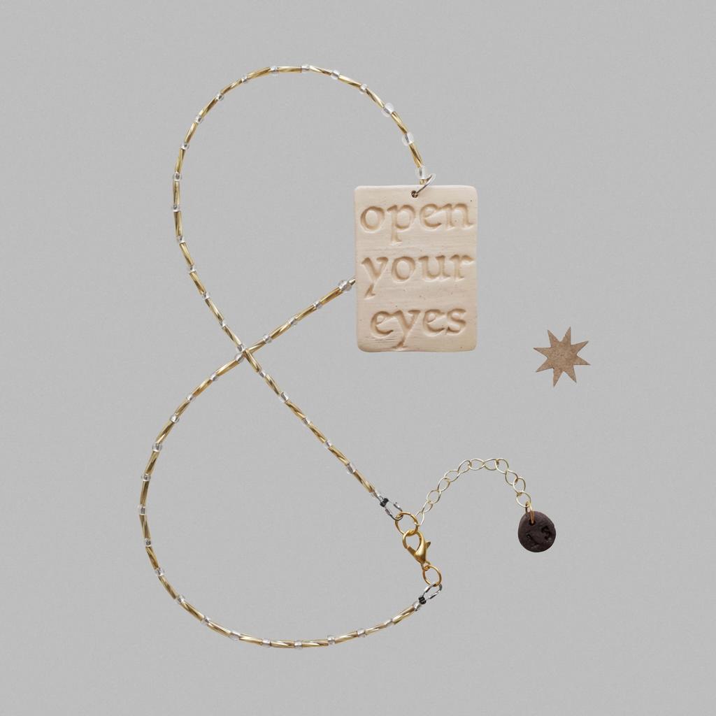 Бусы С Кулоном Open Your Eyes