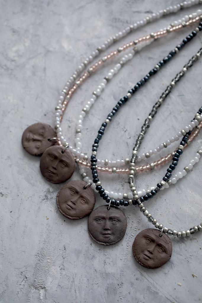 Бусы THE FACES / В Цвете Брауни
