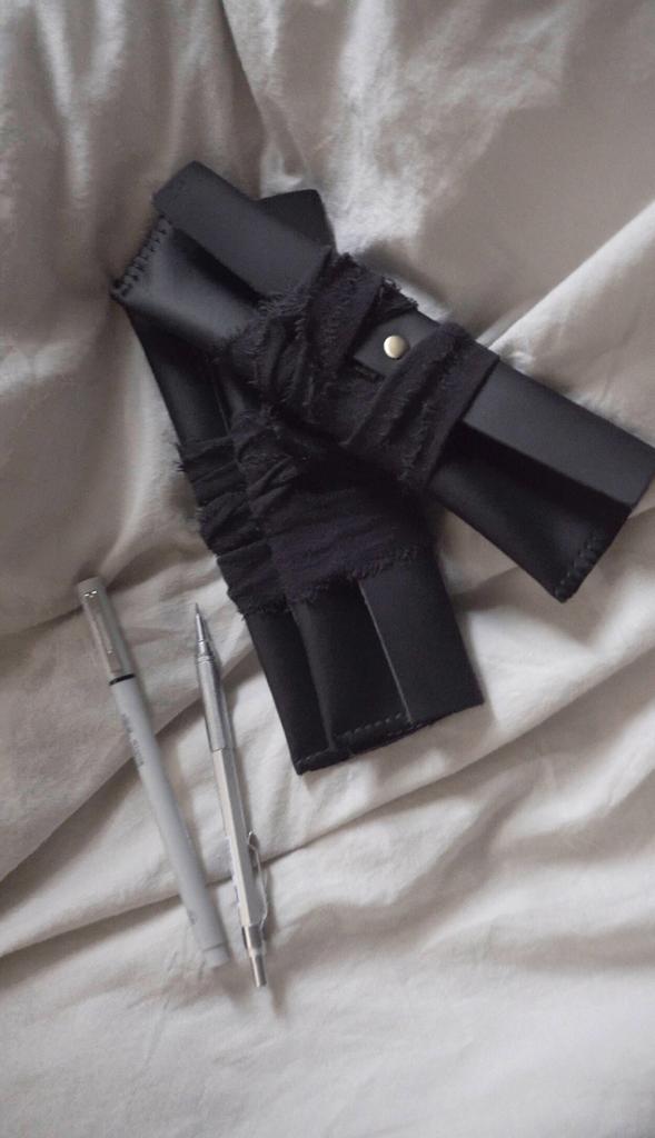 Пенал из натуральной кожи. BLACK