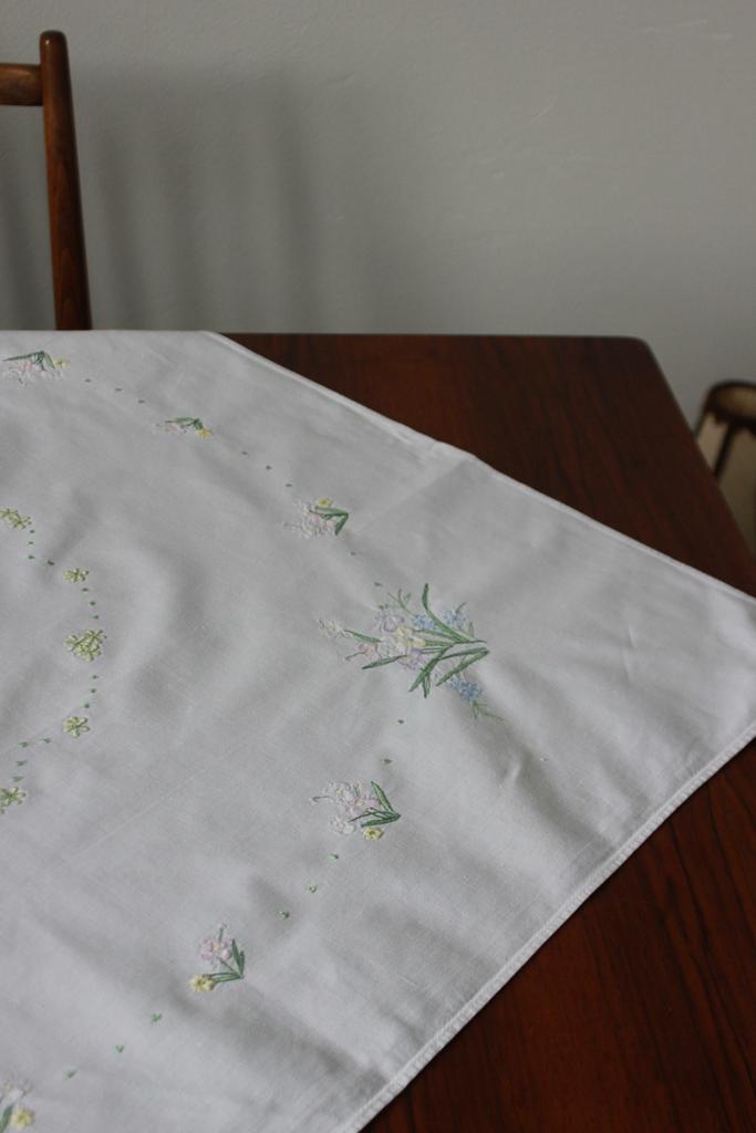 Скатерть на чайный стол