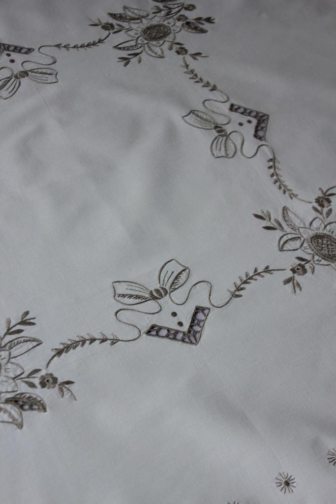 Скатерть на чайный стол