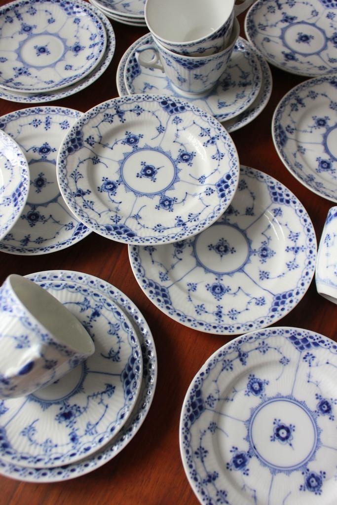 Десертная тарелка Royal Copenhagen