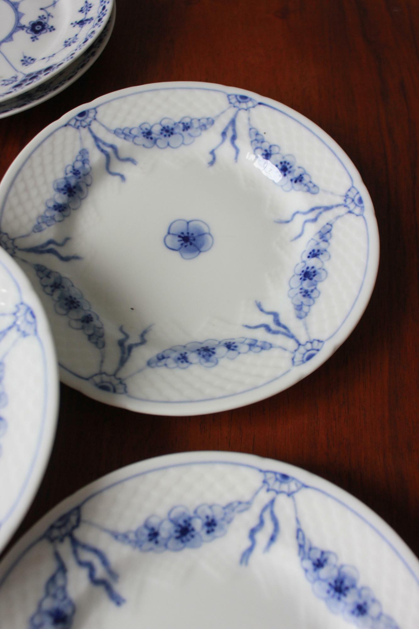 Десертная тарелка Bing Grondahl