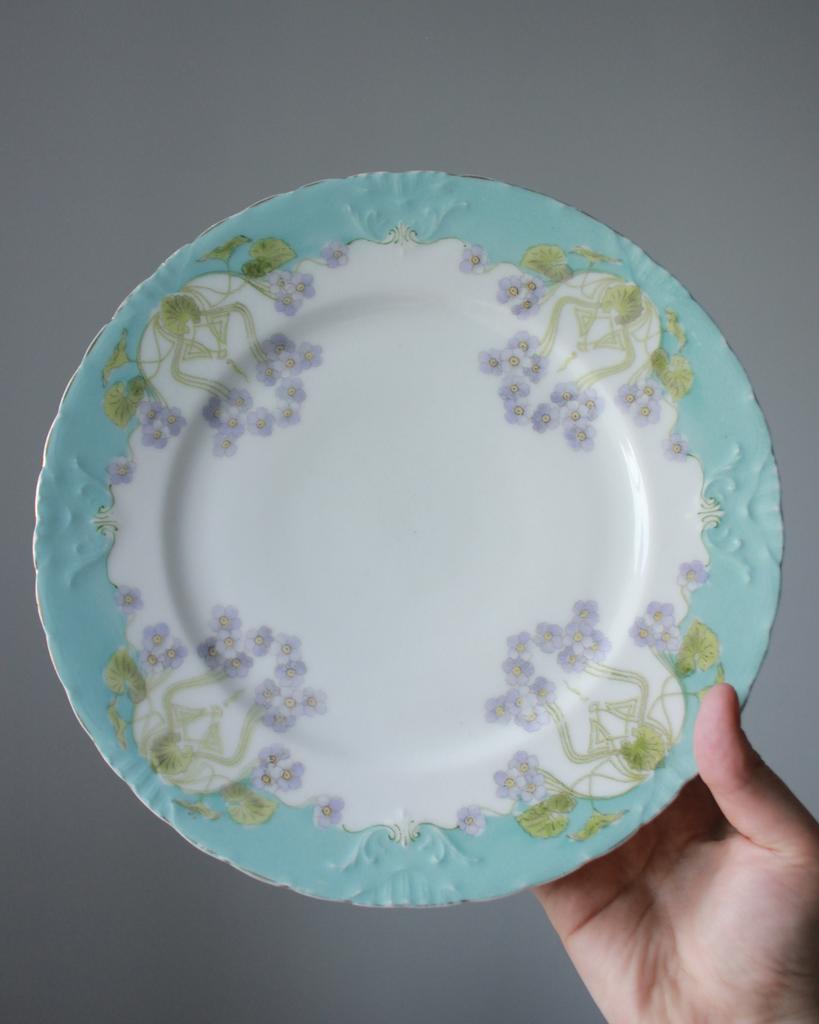 Тарелка Модерн