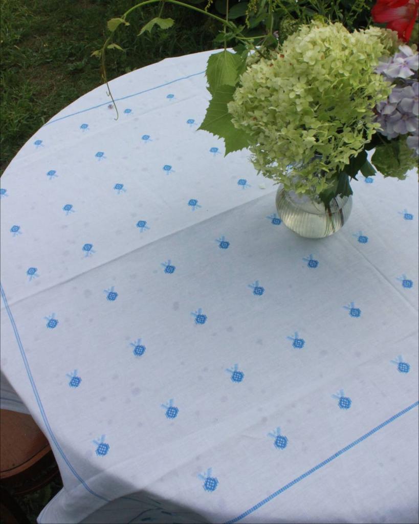 Скатерть из льна 140*130 см