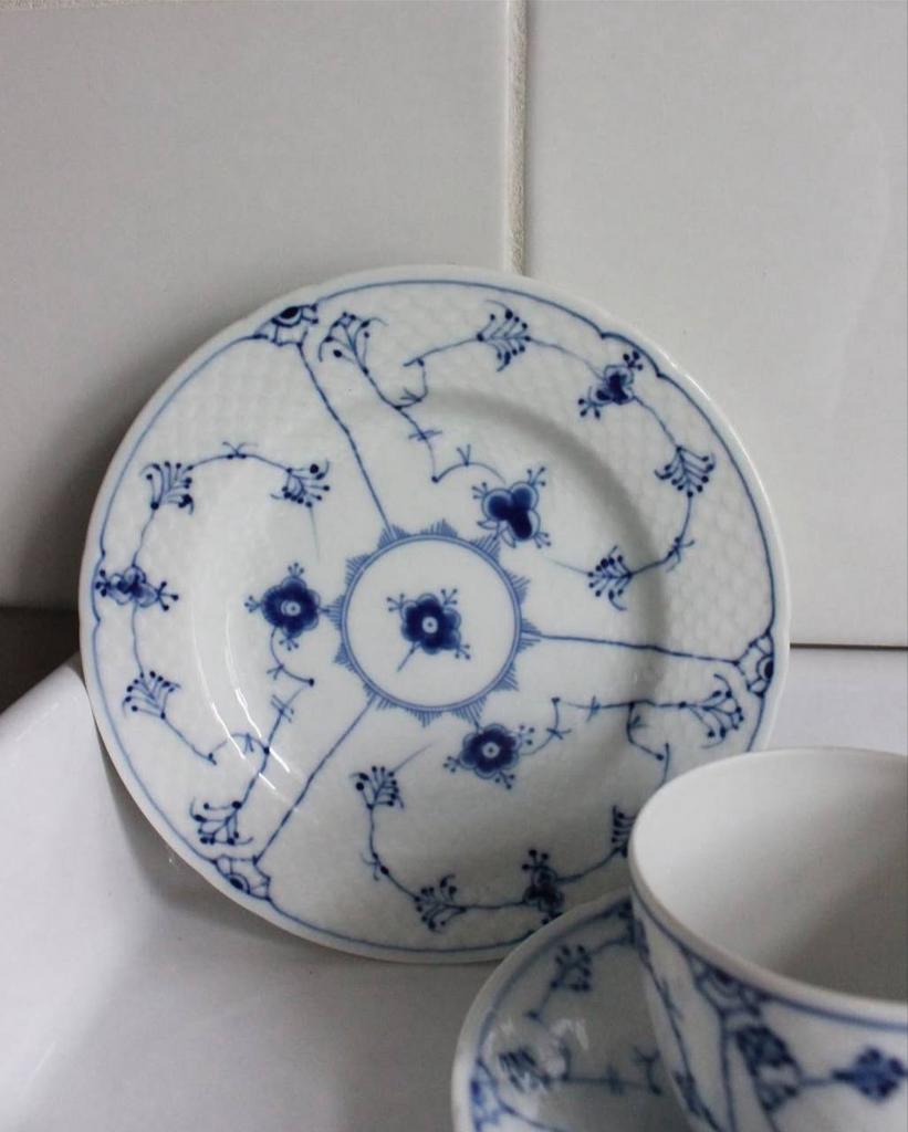 Десертная тарелка Bing Grondahl