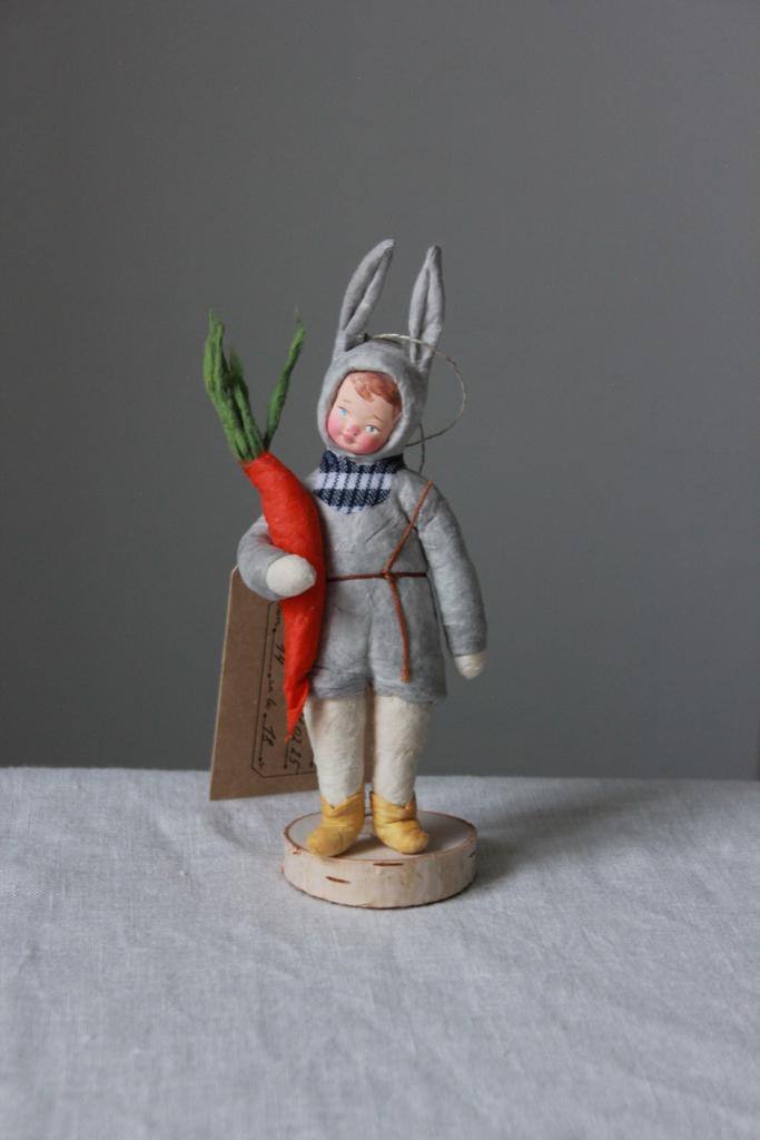 Ватная игрушка мальчик зайчик