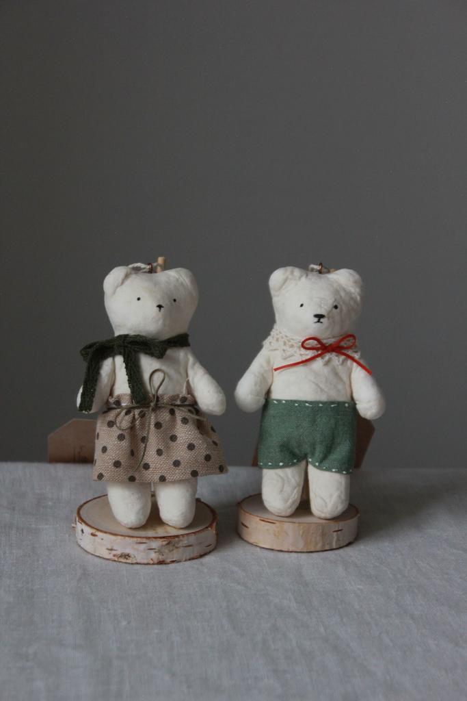 Ватная игрушка Пряничный мишка в юбке