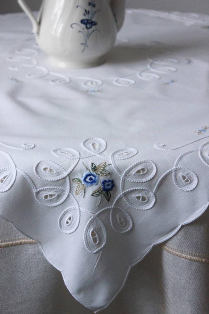 Скатерть 85*85 см