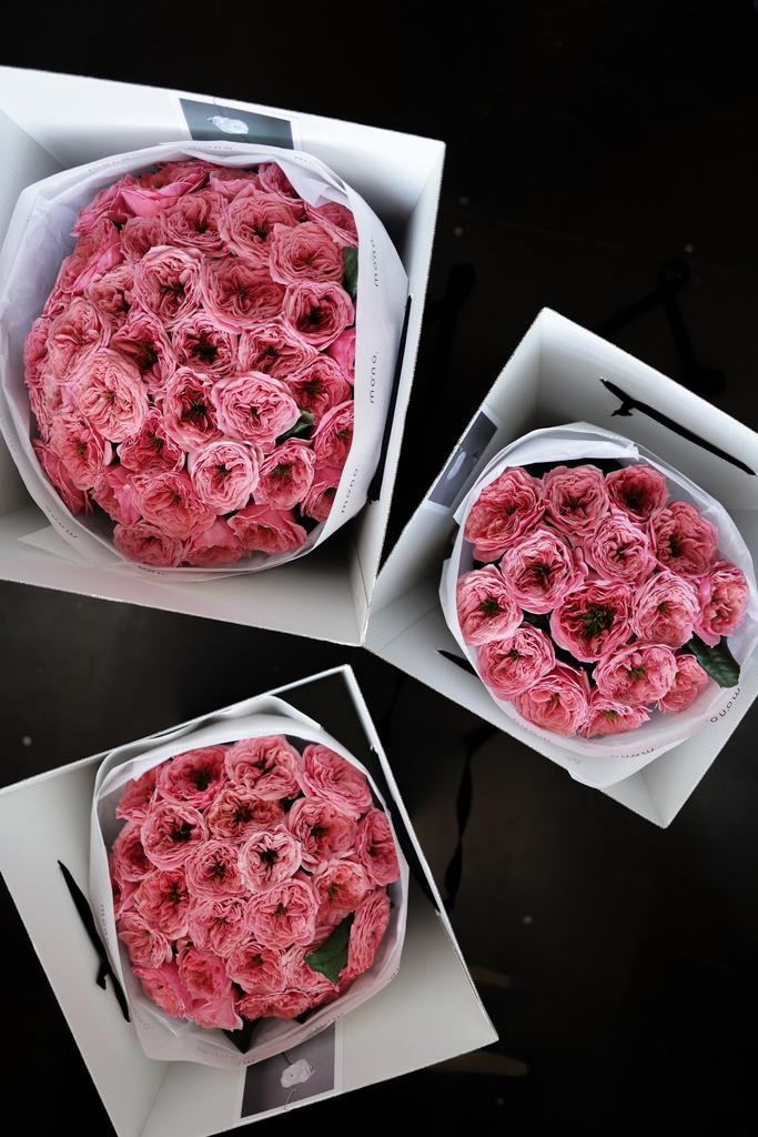 СЭТ из роз реджентс парк