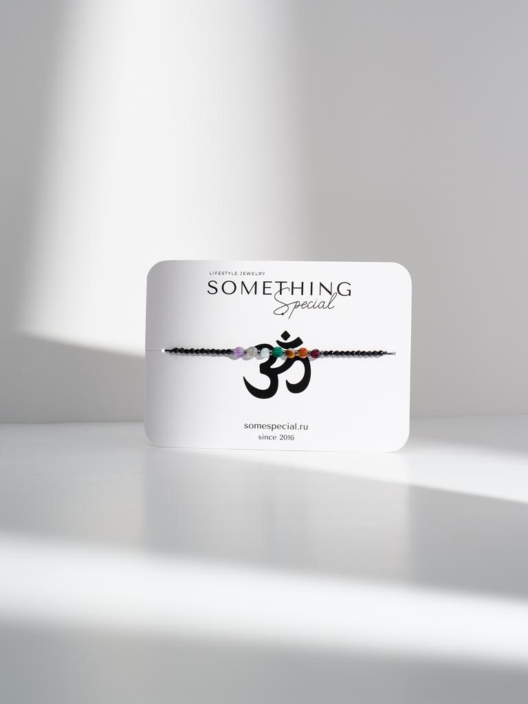 Браслет Long с семью чакрами и шпинелью