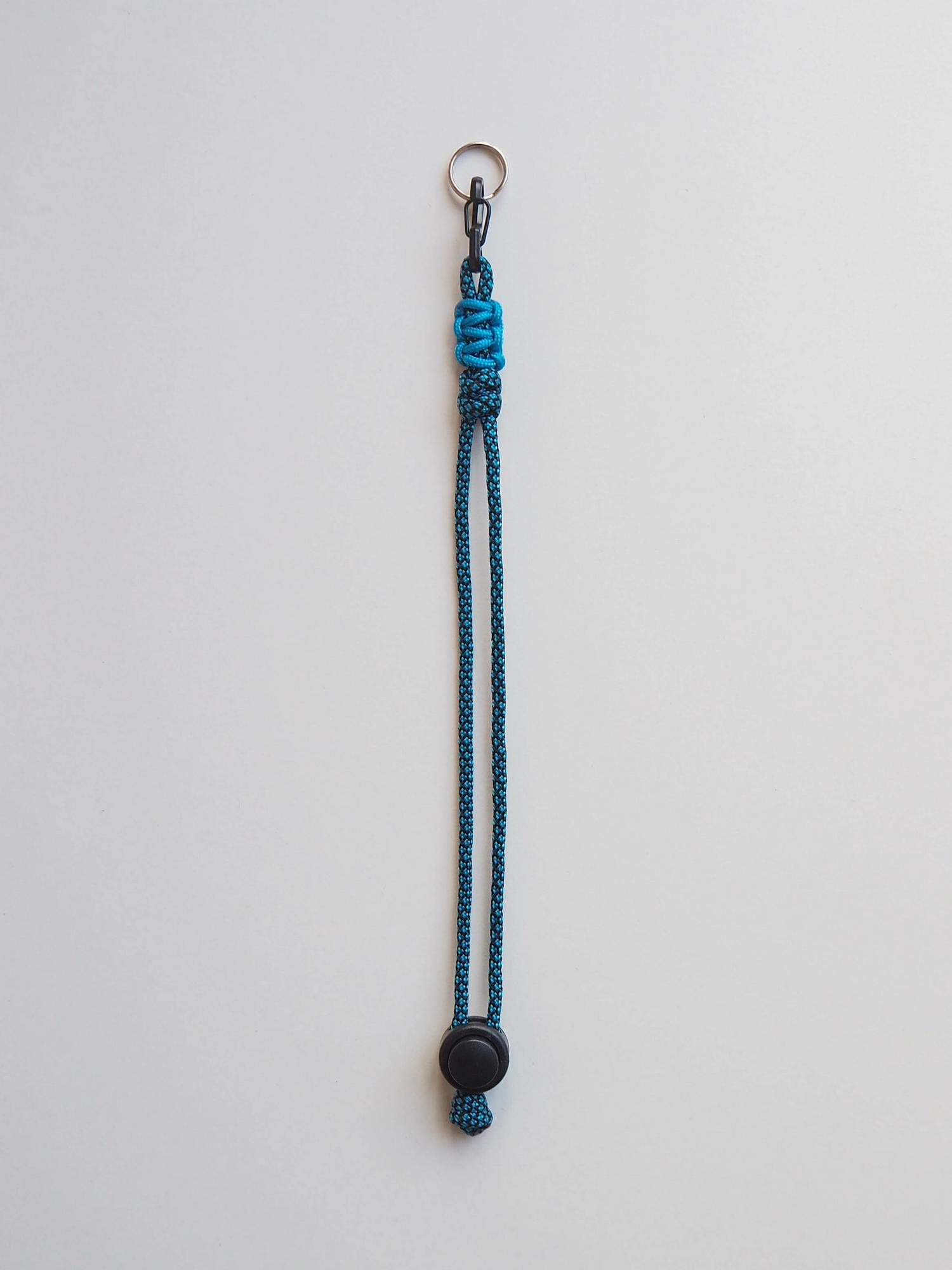 Шнурок на руку для камеры