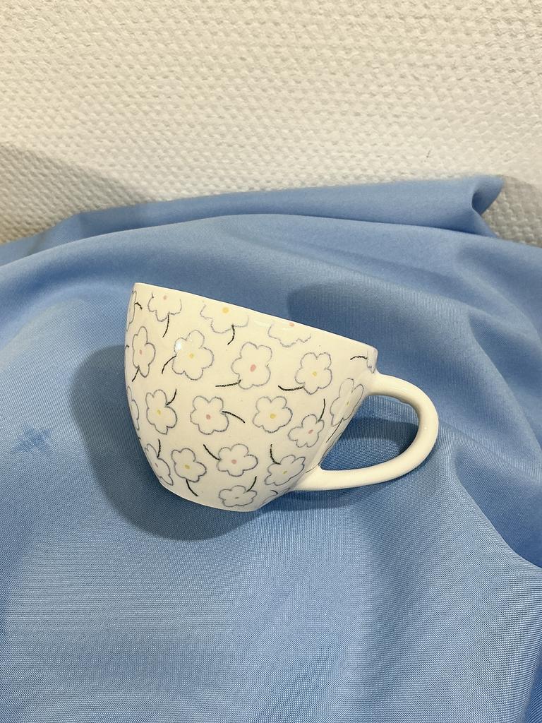 Чашка «Голубые цветочки»