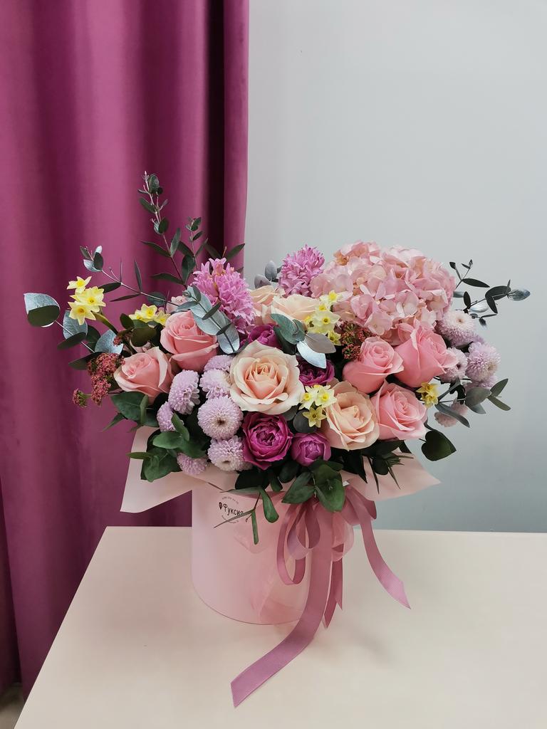 Коробка цветов "Розовая весна"