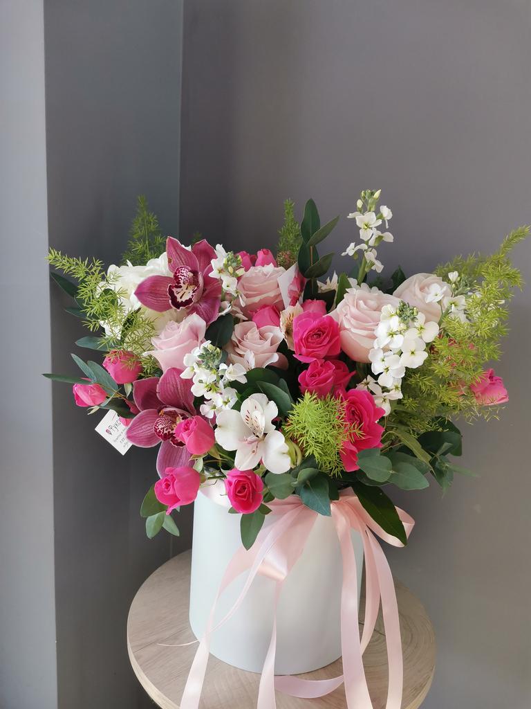 Коробка "Яркий праздник"