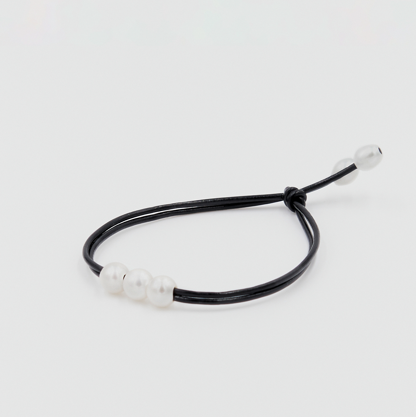 Браслет Three