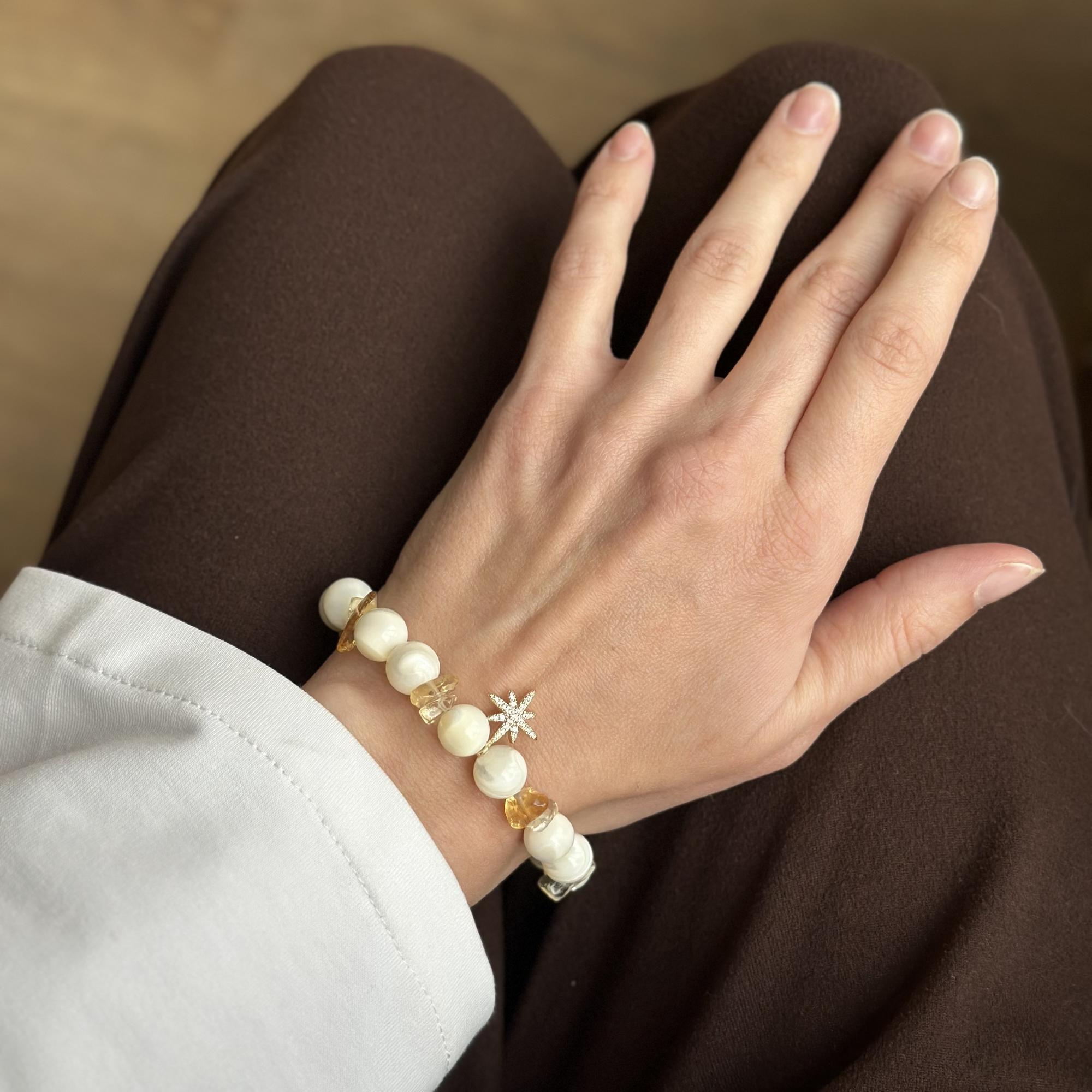 Браслет из перламутра и цитрина