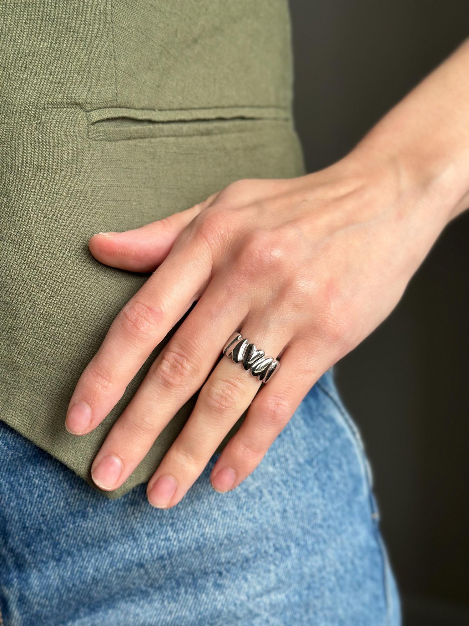 Кольцо  дорожка из сердец