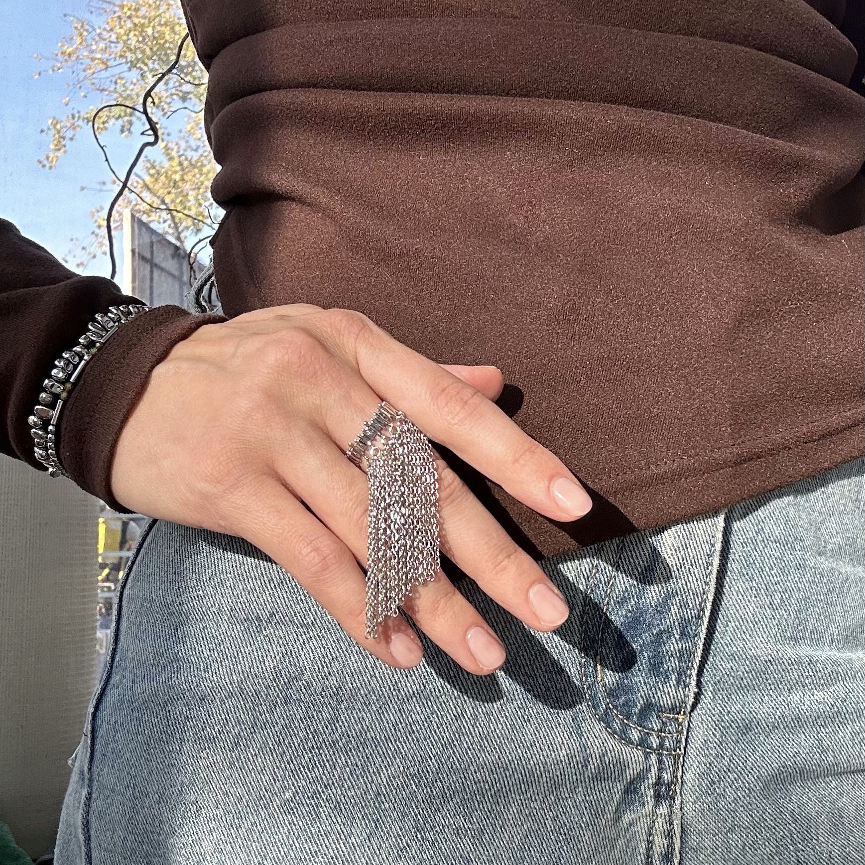 Кольцо с цепочками