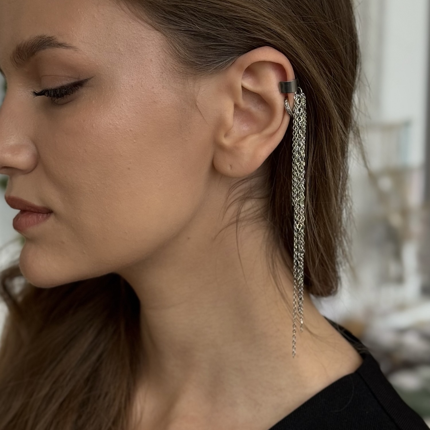 Кафф с цепочками