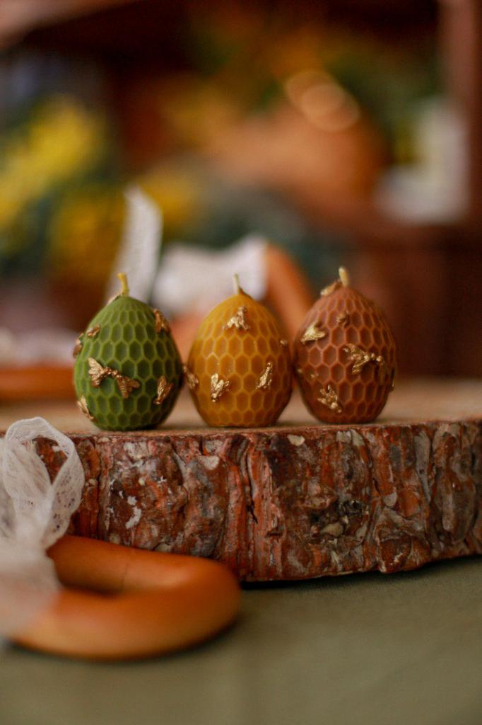 Свеча яйцо «Пчелки»