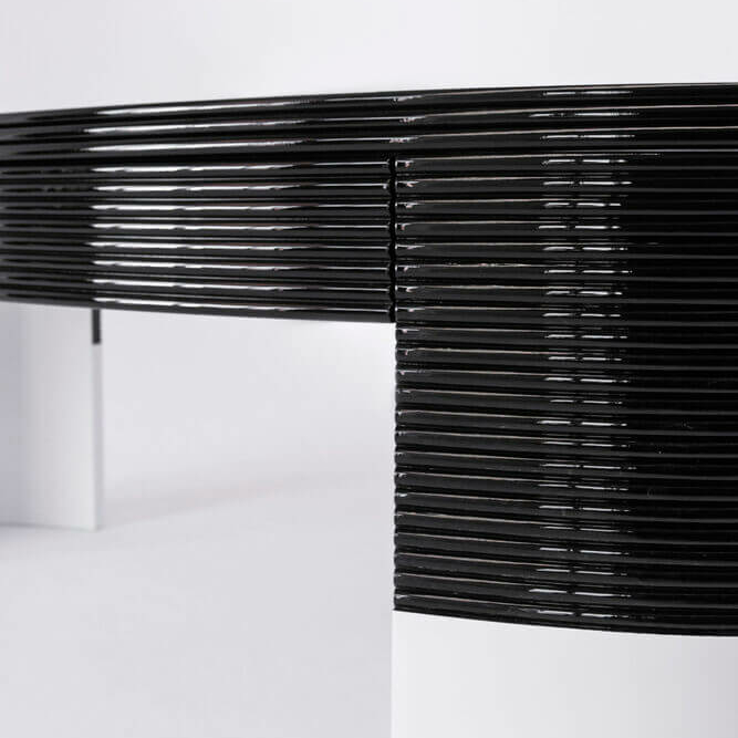 Рабочий стол "BLACK EMOTIONS"