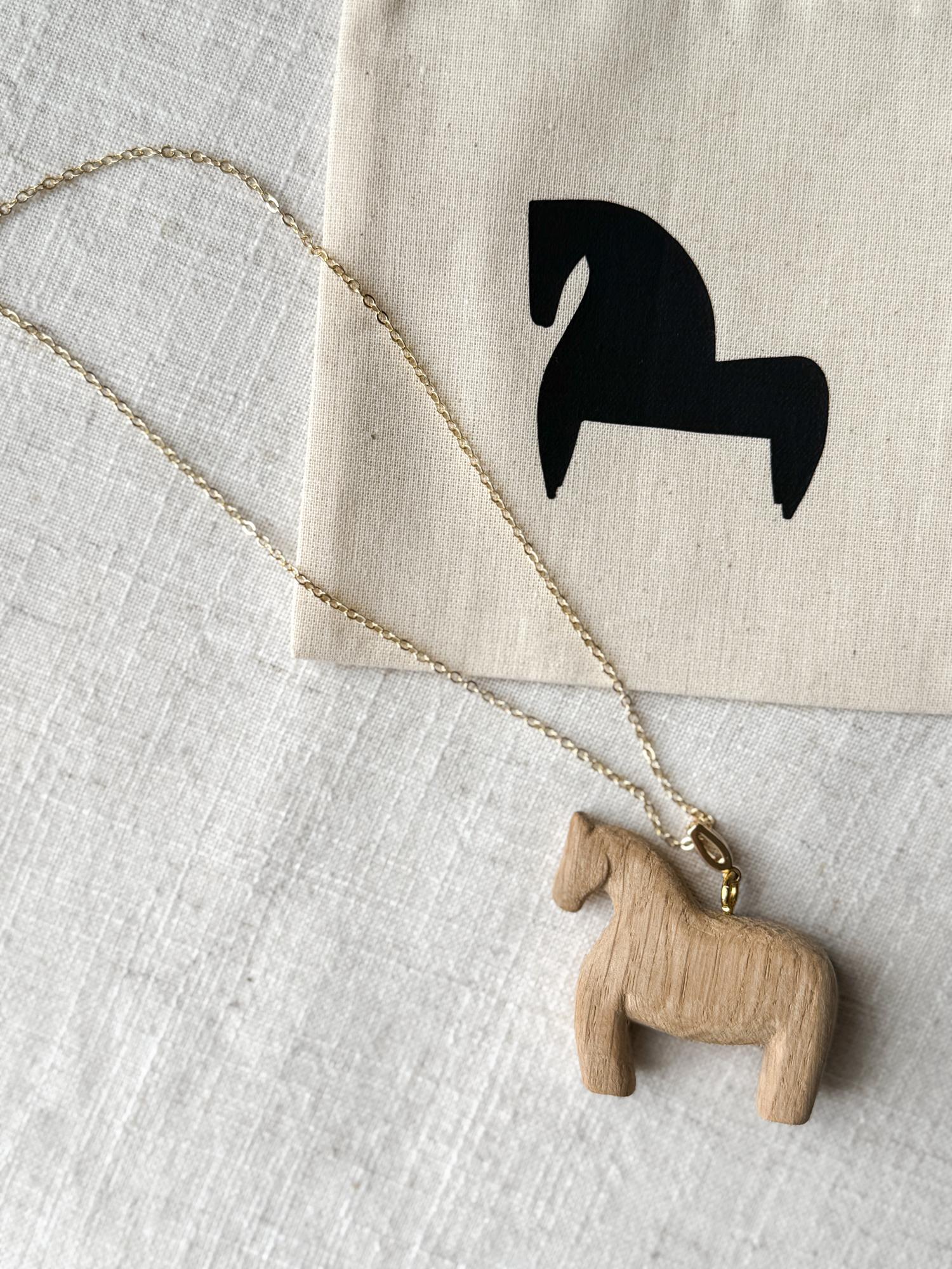 Подвеска — чокер лошадка на цепочке