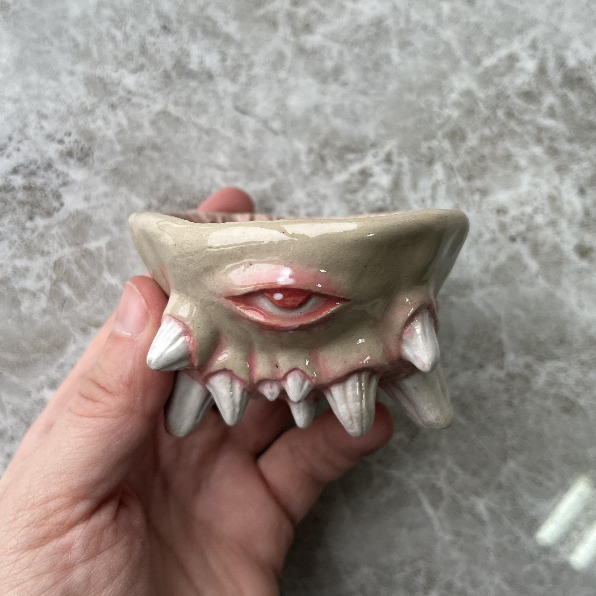 Очень зубастая пиала