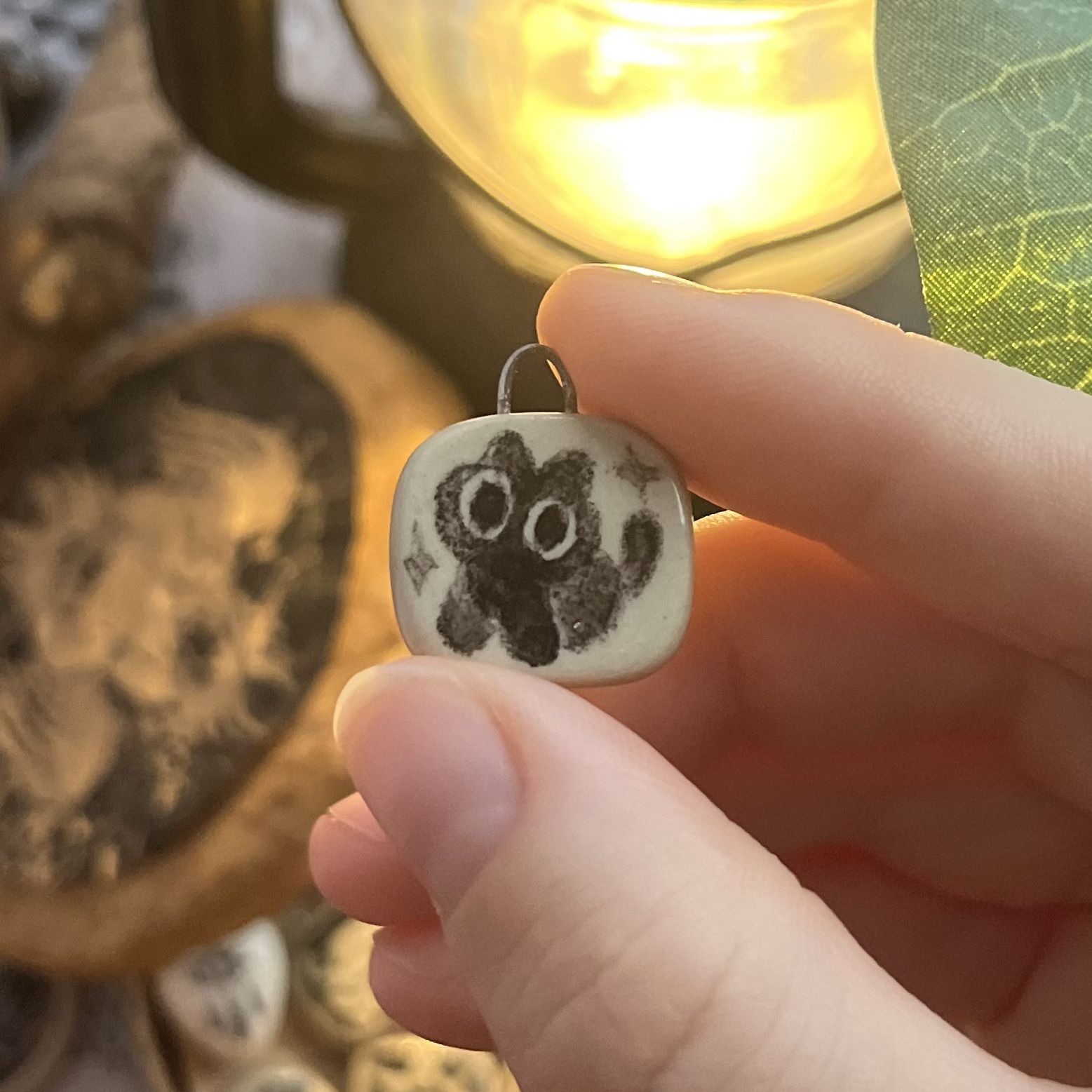 Кулончик чёрный котик