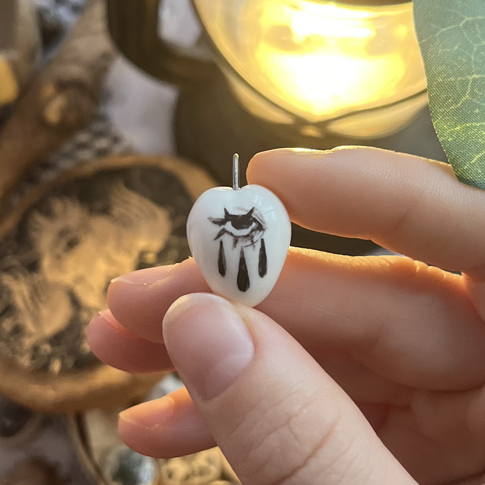 Кулончик/моносерьга сердце с тёмным глазом ✶