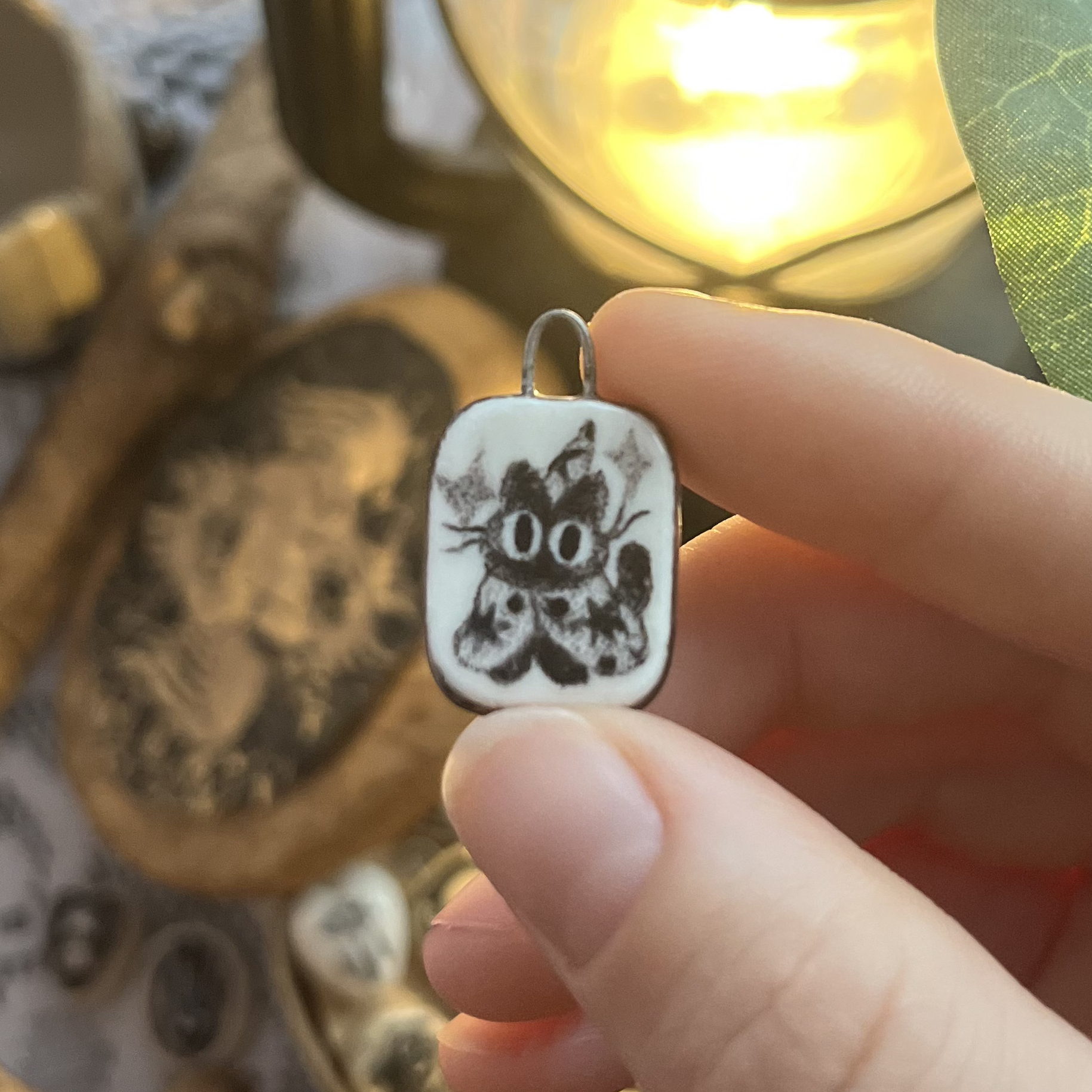 Кулончик/моносерьга котик-волшебник