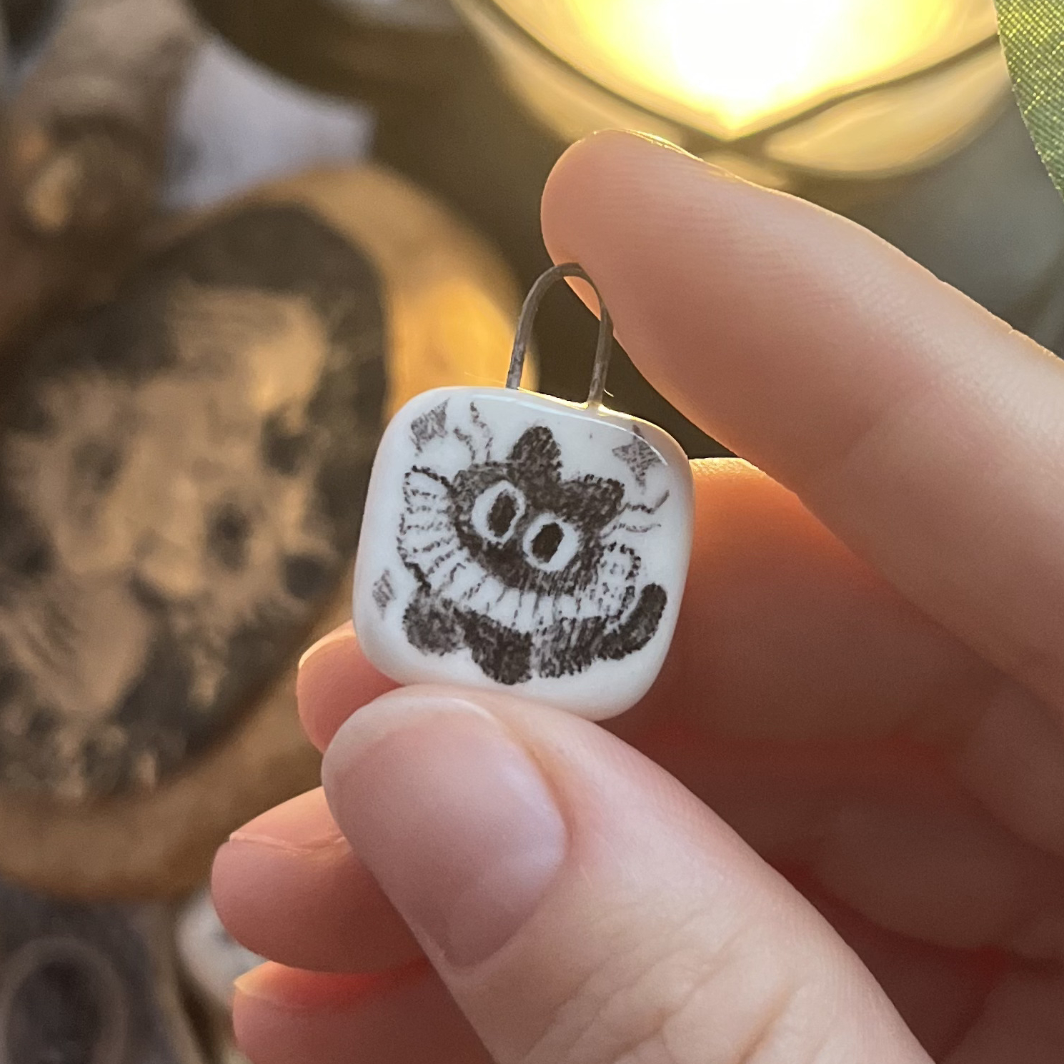 Кулончик/моносерьга с котиком в воротничке