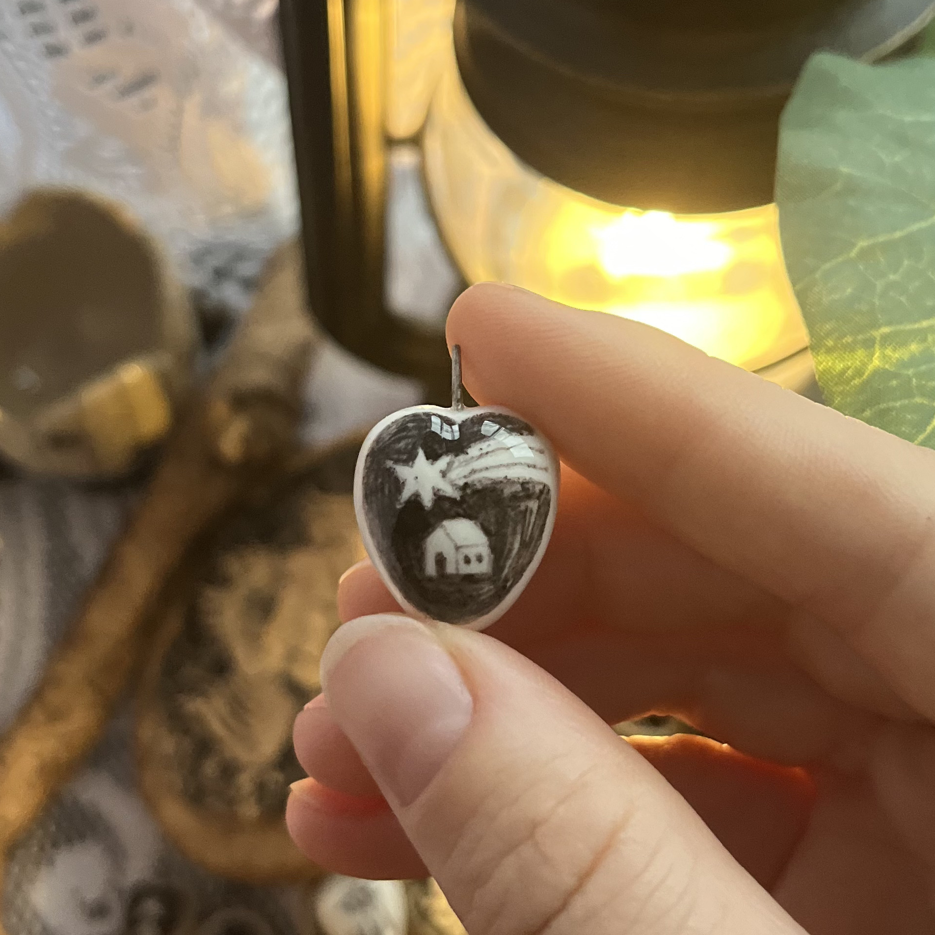 Кулончик/моносерьга сердце с домиком и кометой ✶