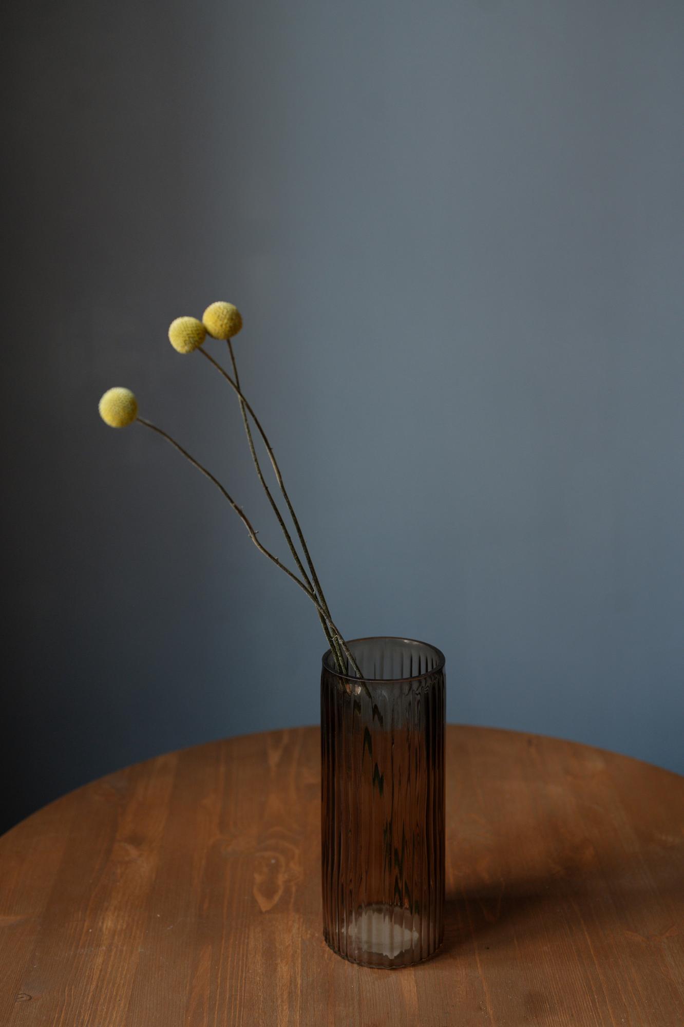 Ваза темное стекло граненая