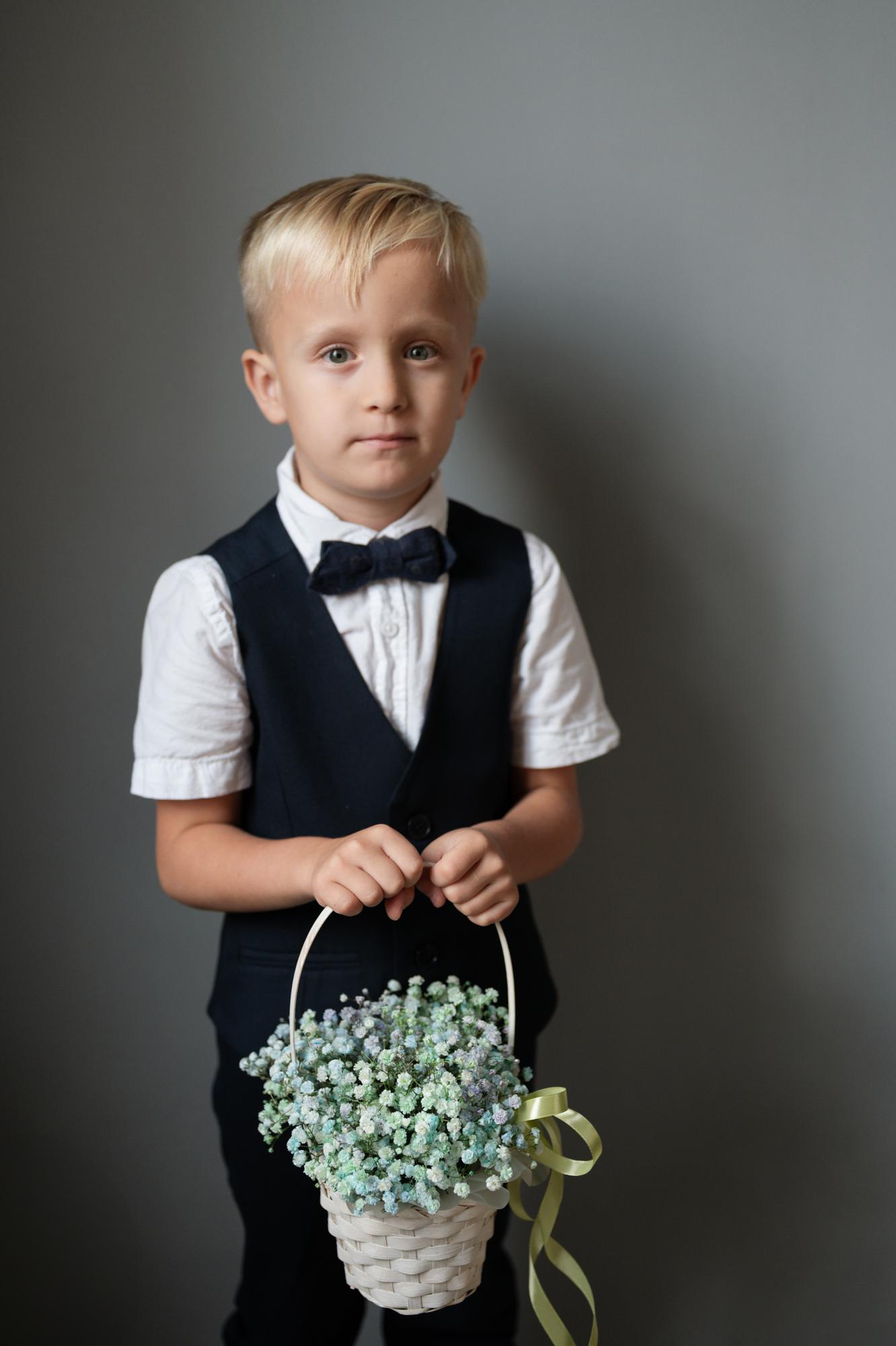 Композиция "Корзинка с гипсофилой"