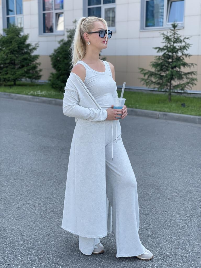 Костюм-тройка