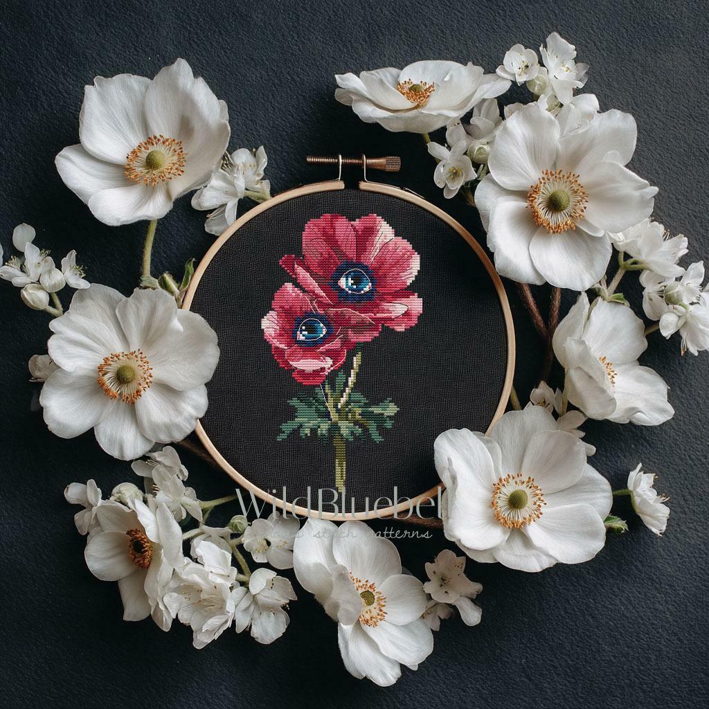 Они всё видят. Электронная схема вышивки крестиком