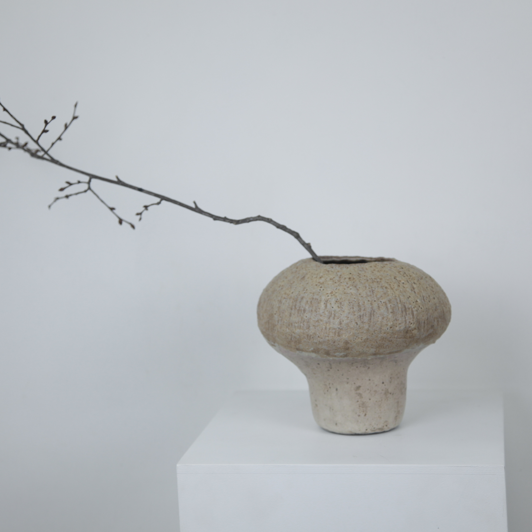 Ваза "Чугунок" песочная