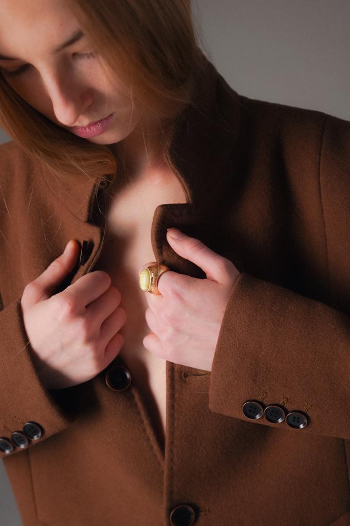 Шерстяное полупальто