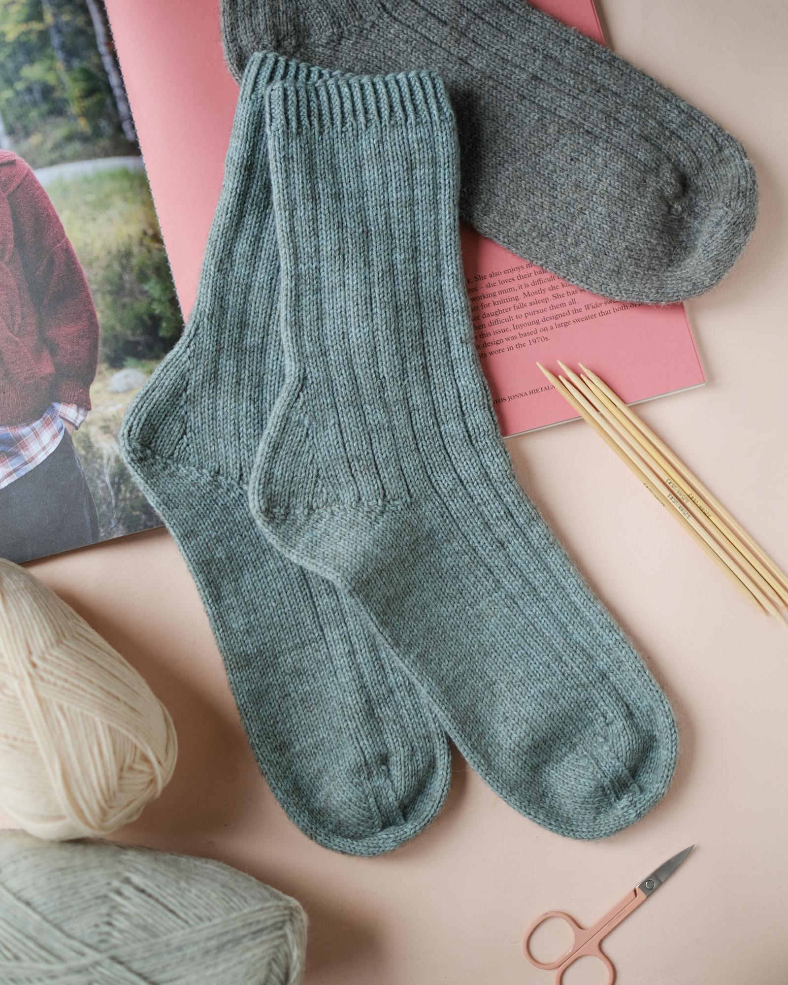 Описание #АТМО_НЕСПРОСТЫЕ_НОСКИ в формате PDF