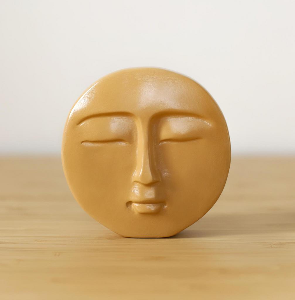 Интерьерное украшение «MOON FACE BEIGE»