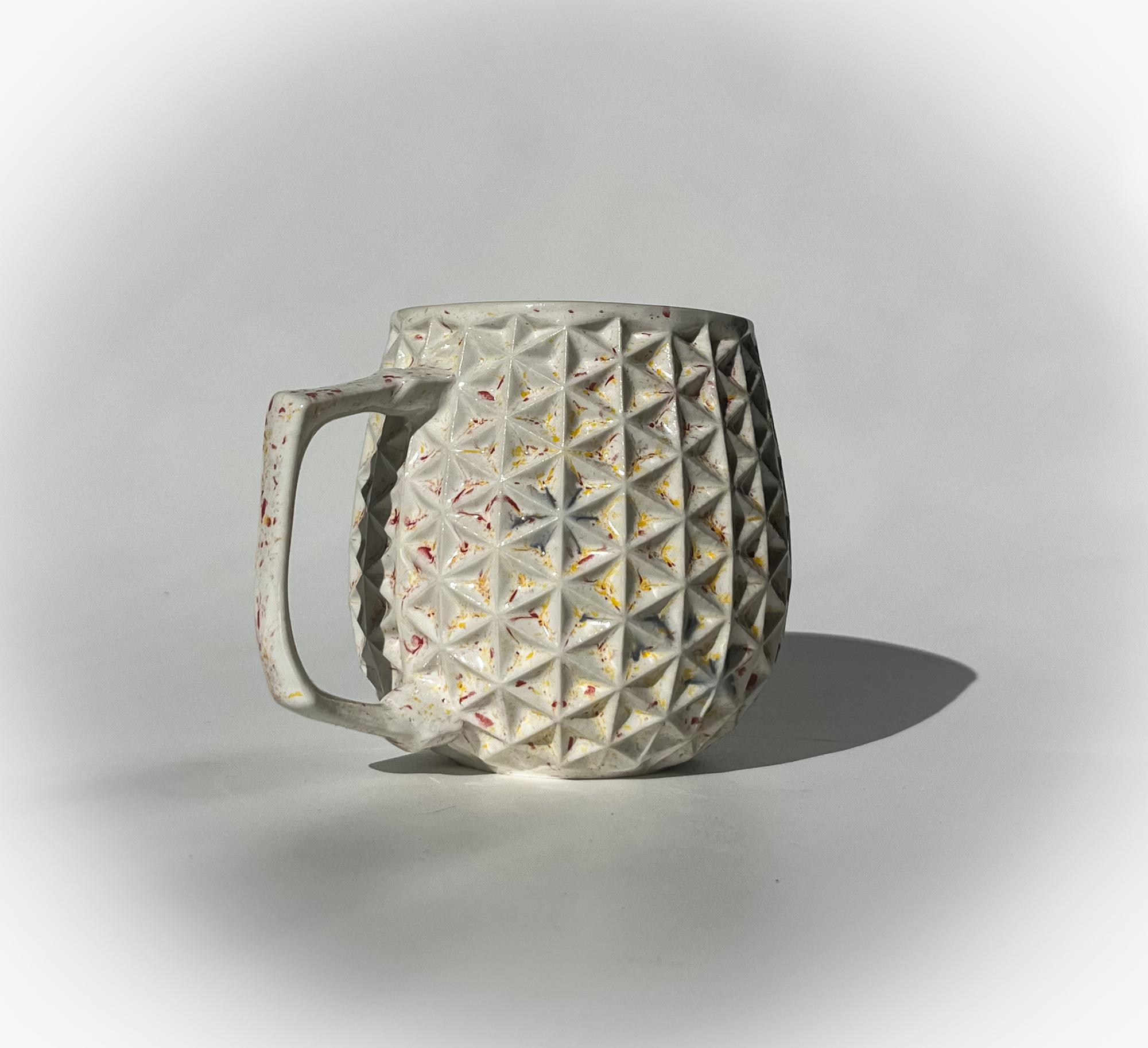 Белая бочка