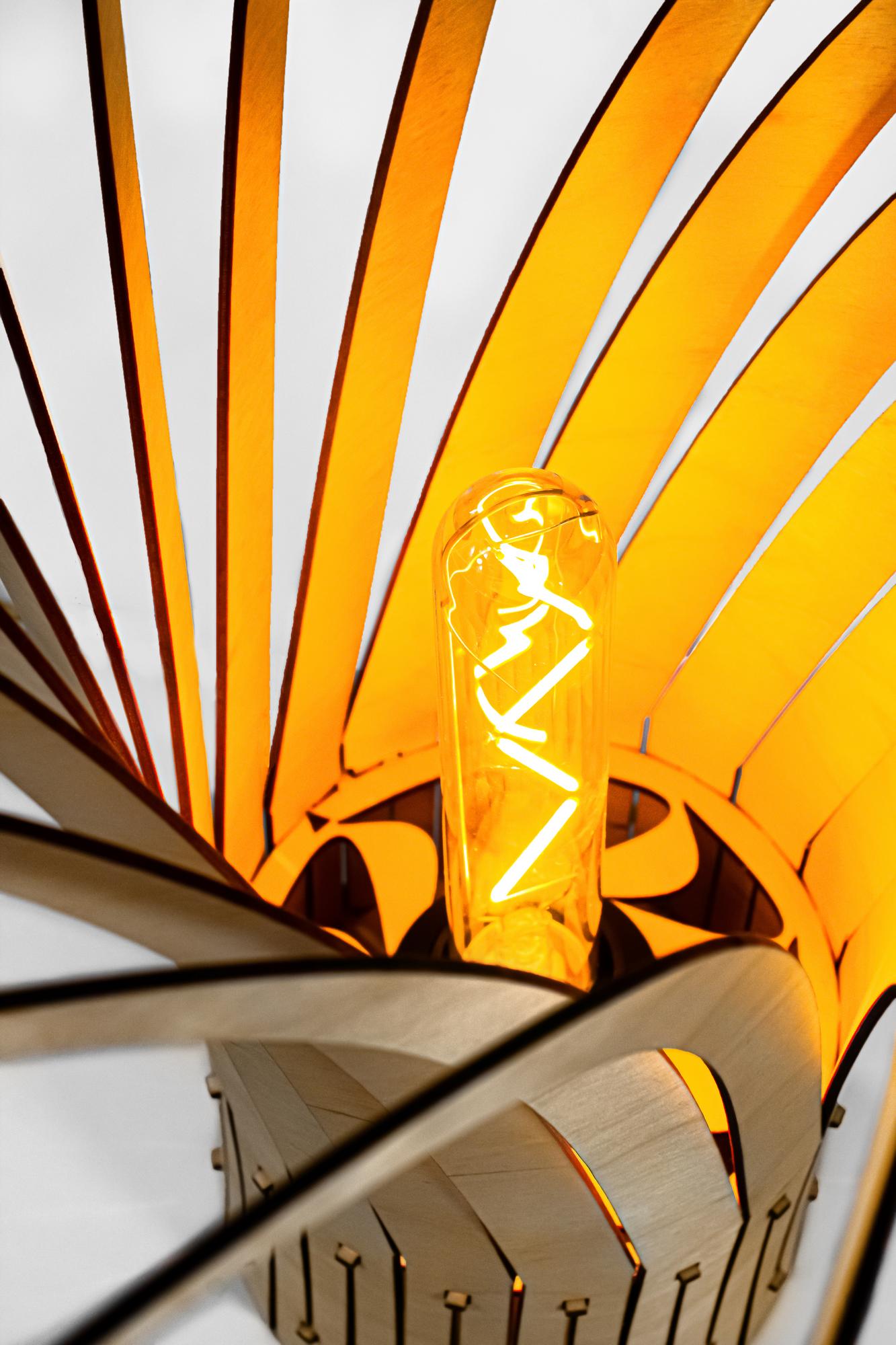 Настольный светильник PEGAS