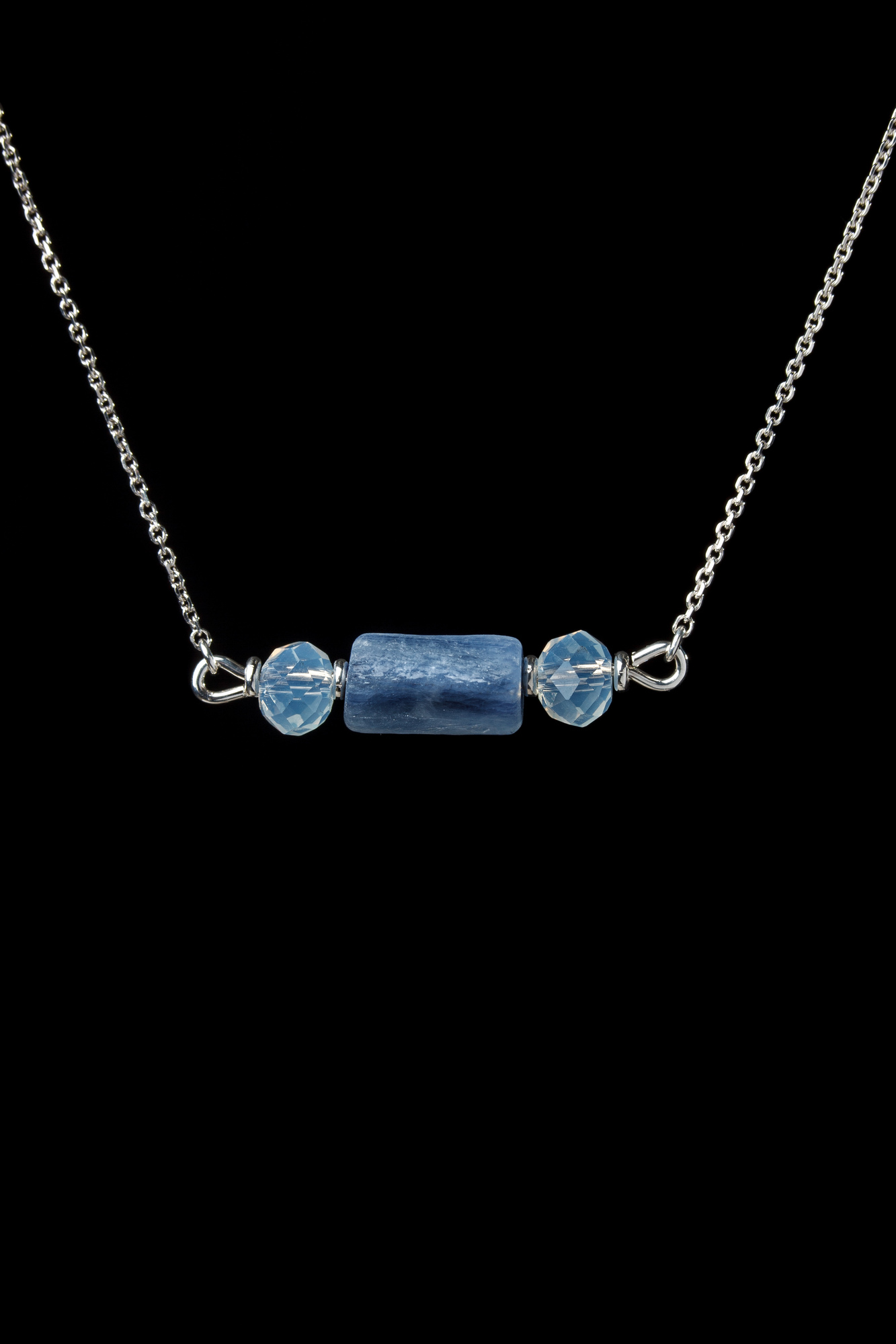 Necklace Kyanite and Moonstone