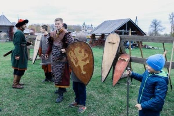 "Торжок детям (с одноразовым питанием)"