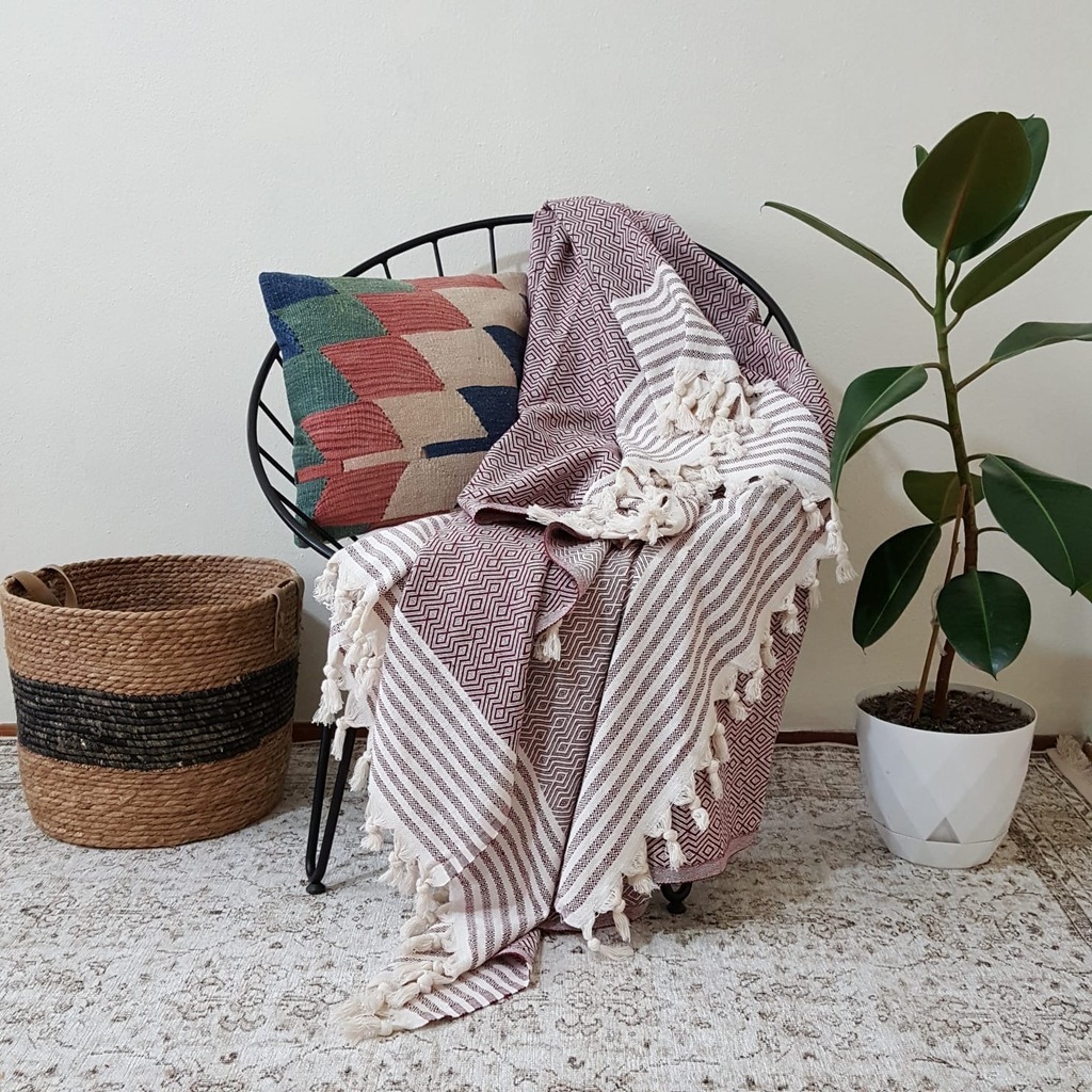 Плед бордовый, ромбы