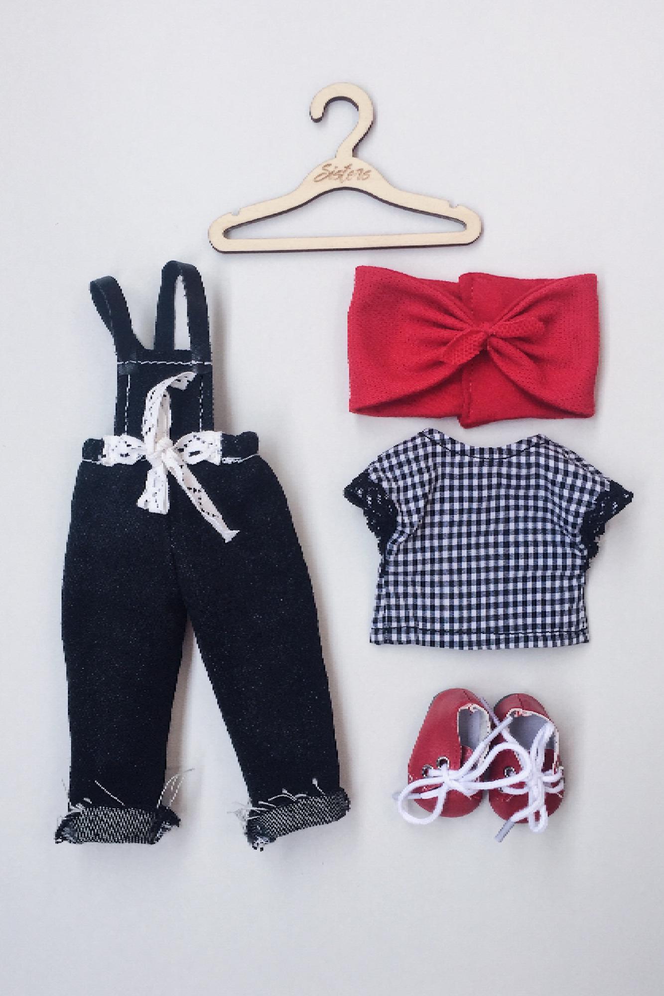 Комплект одежды для куклы Путешественница