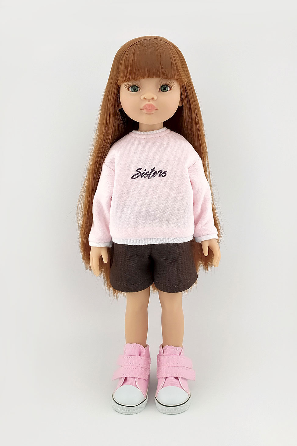 Кукла Люмита в фирменном свитшоте