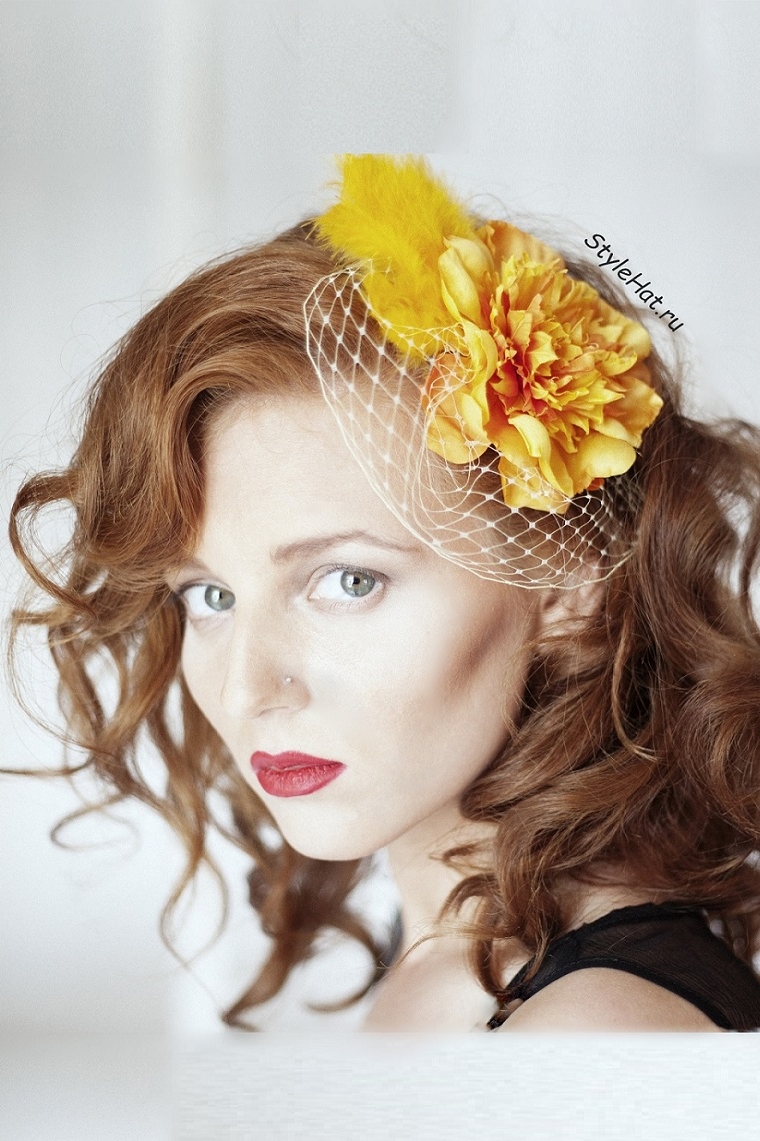 Яркая вуалетка Оранжевый цветок в прическу пион