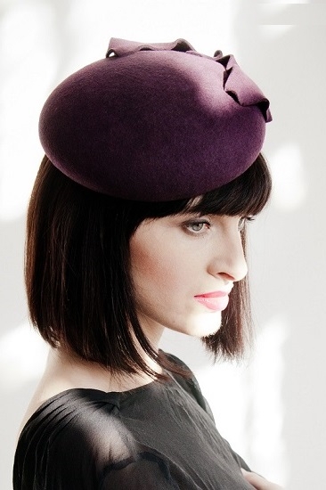 Фиолетовая шляпа берет Как носить шляпу с челкой и каре